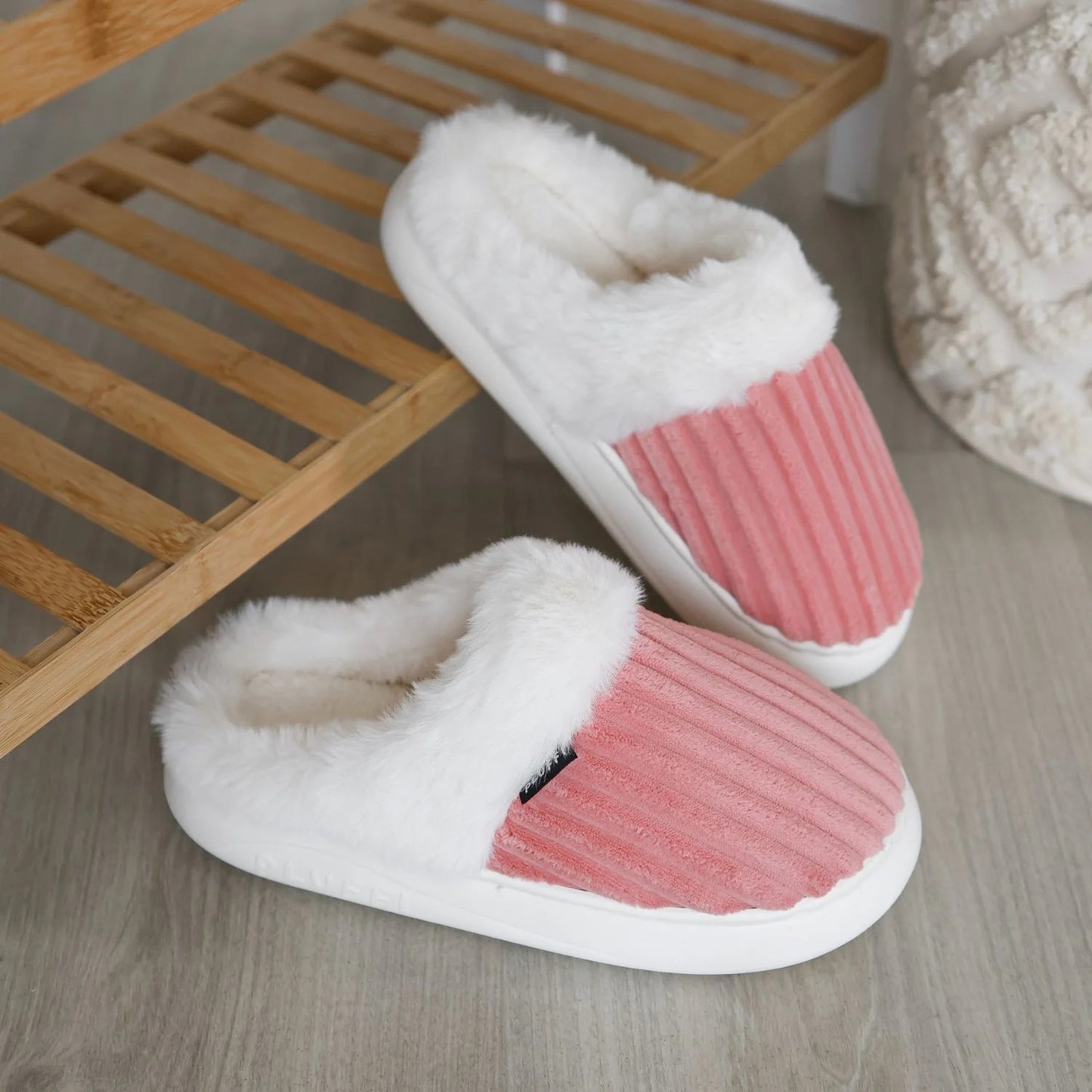 Velune™ Pluffi Slides