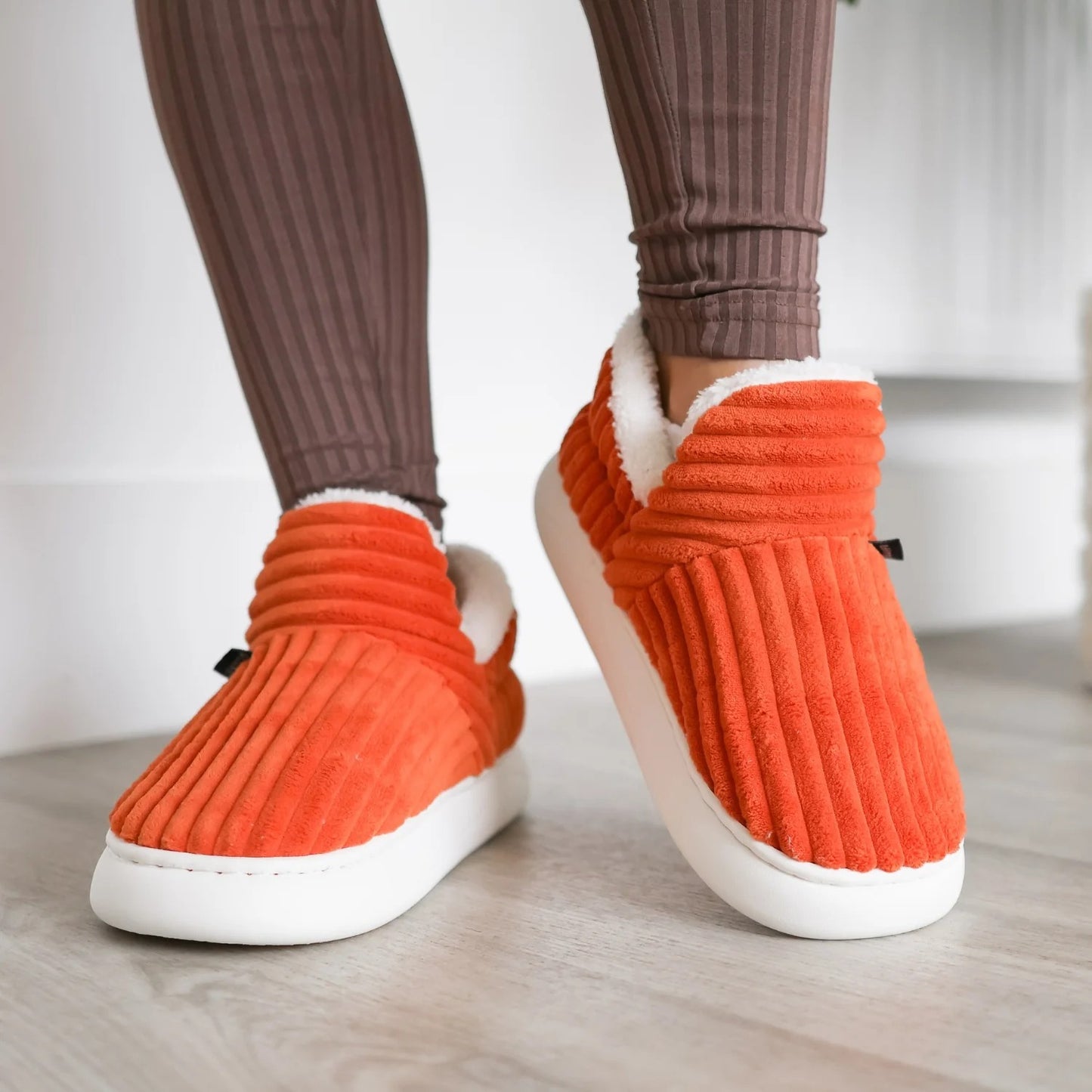 Velune™ Pluffi Slippers