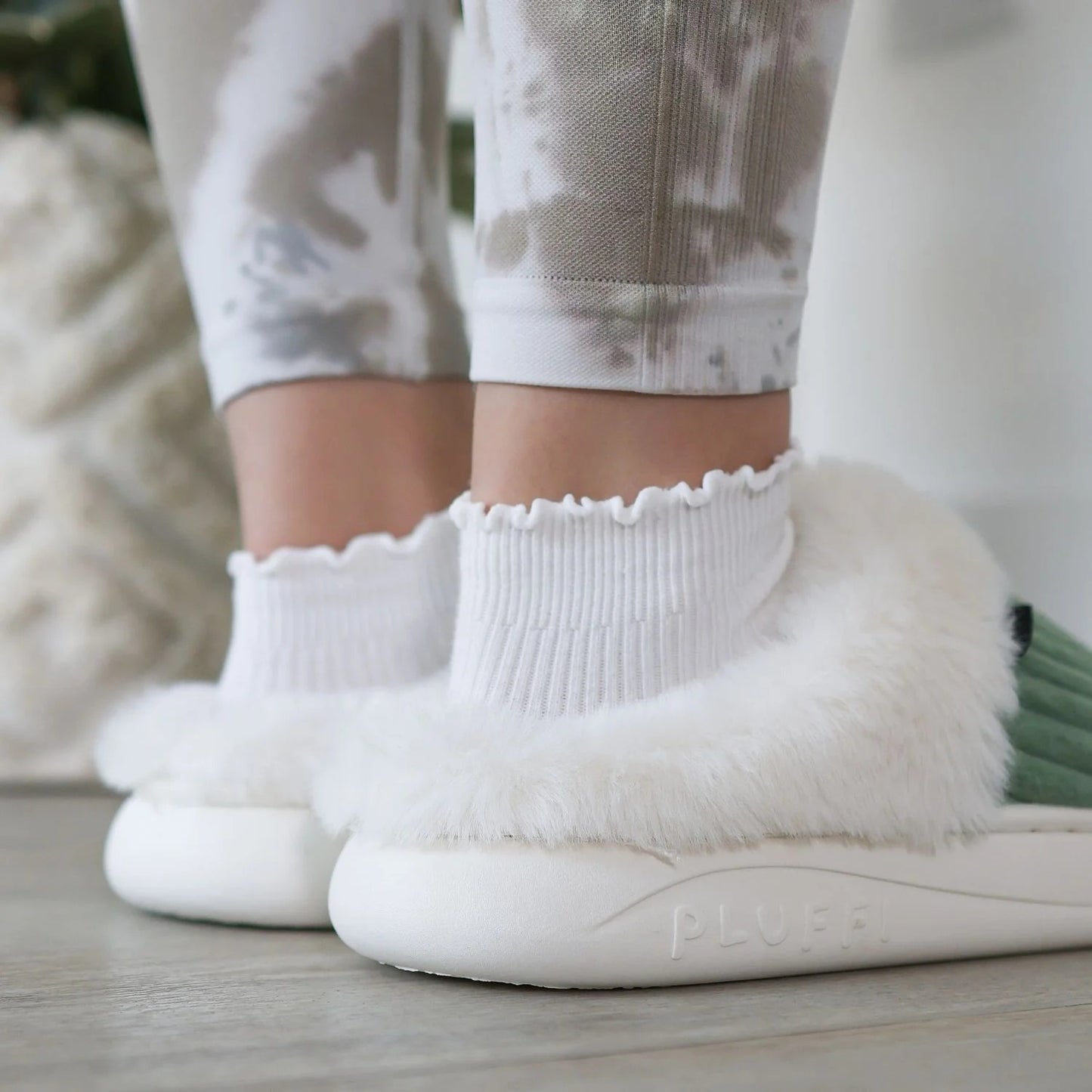 Velune™ Pluffi Slides