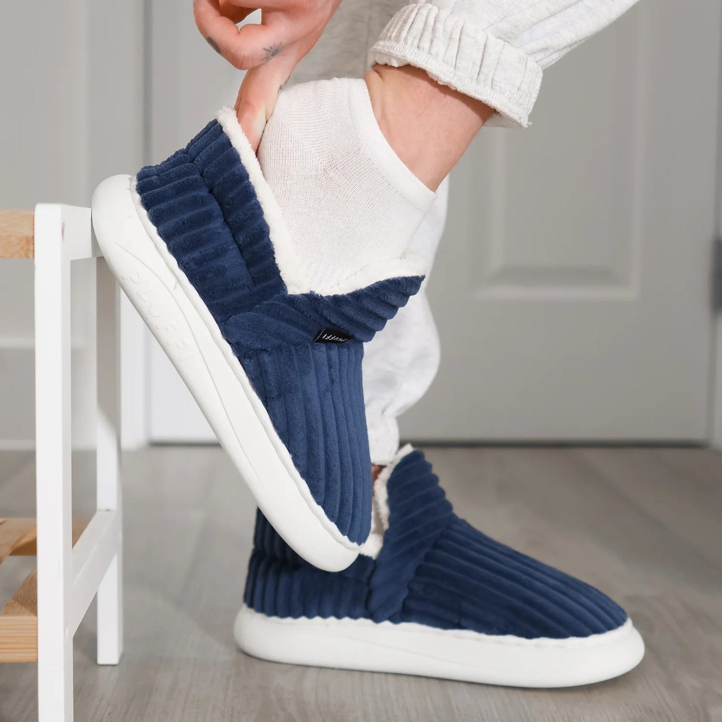 Velune™ Pluffi Slippers