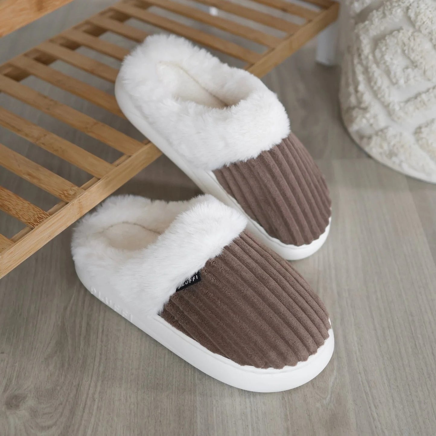 Velune™ Pluffi Slides